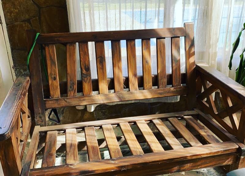 Sillón futon de dos cuerpos solo madera no se hace cama dos unidades
