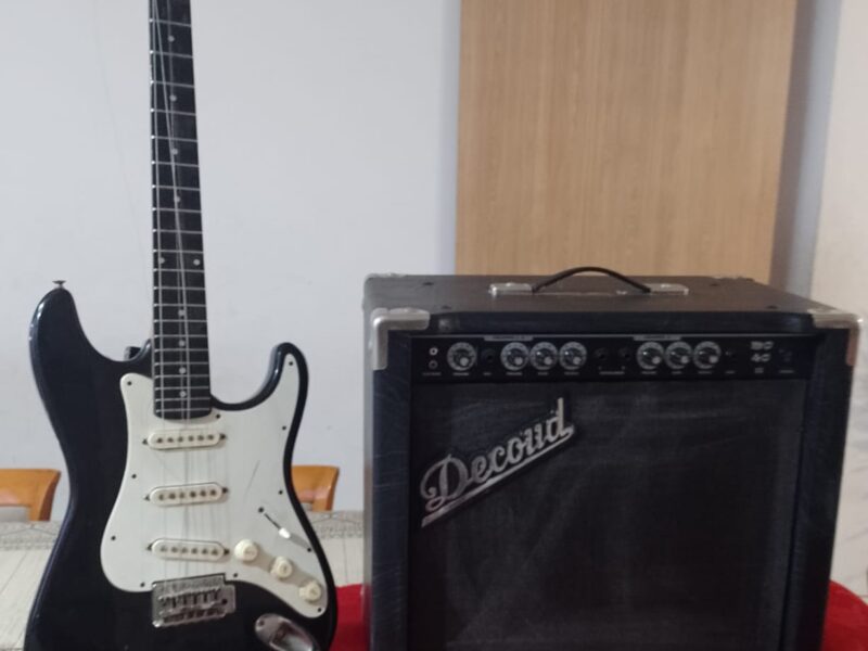 Guitarra eléctrica con amplificador incluido