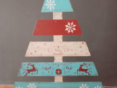 Árbol navideño original diseño pintado a mano