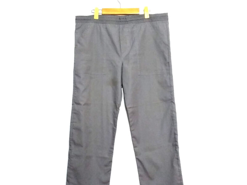 Pantalón gris