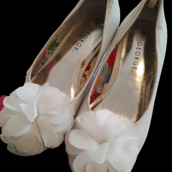 Zapatos para fiesta o para comunion nena talle 29