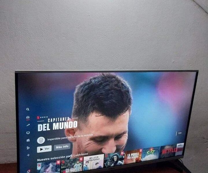 SMART TV 43 PULGADAS PHILCO IMPECABLE