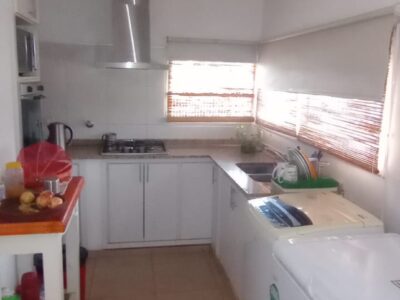VENDO CASA EN BARRIO LOS CACIQUES
