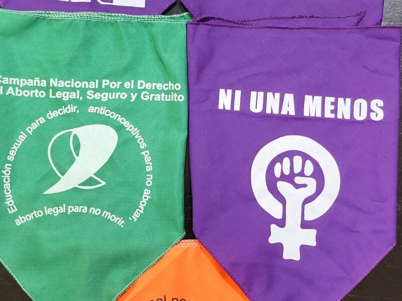 Pañuelos Ni Una Menos y Aborto Legal