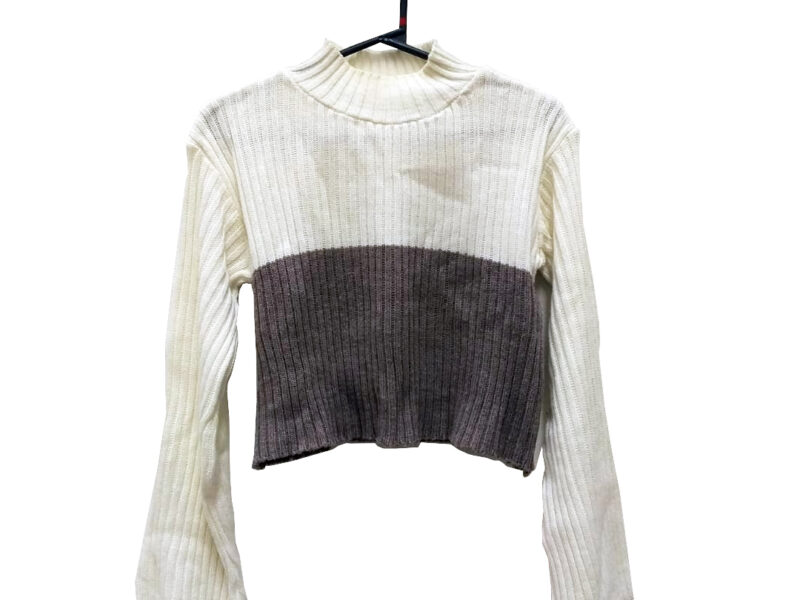 Sweater crop top de lanilla