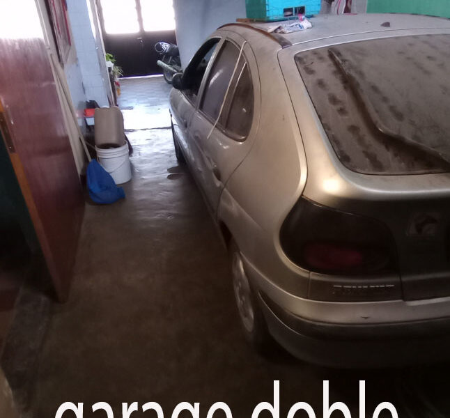 VENDO CASA EN BARRIO ALBERDI