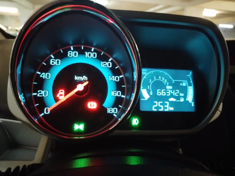 Vendo Chevrolet Spark 1.2 LT 2015